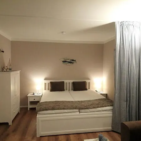 - Haus B, App 0b0704 Apartment